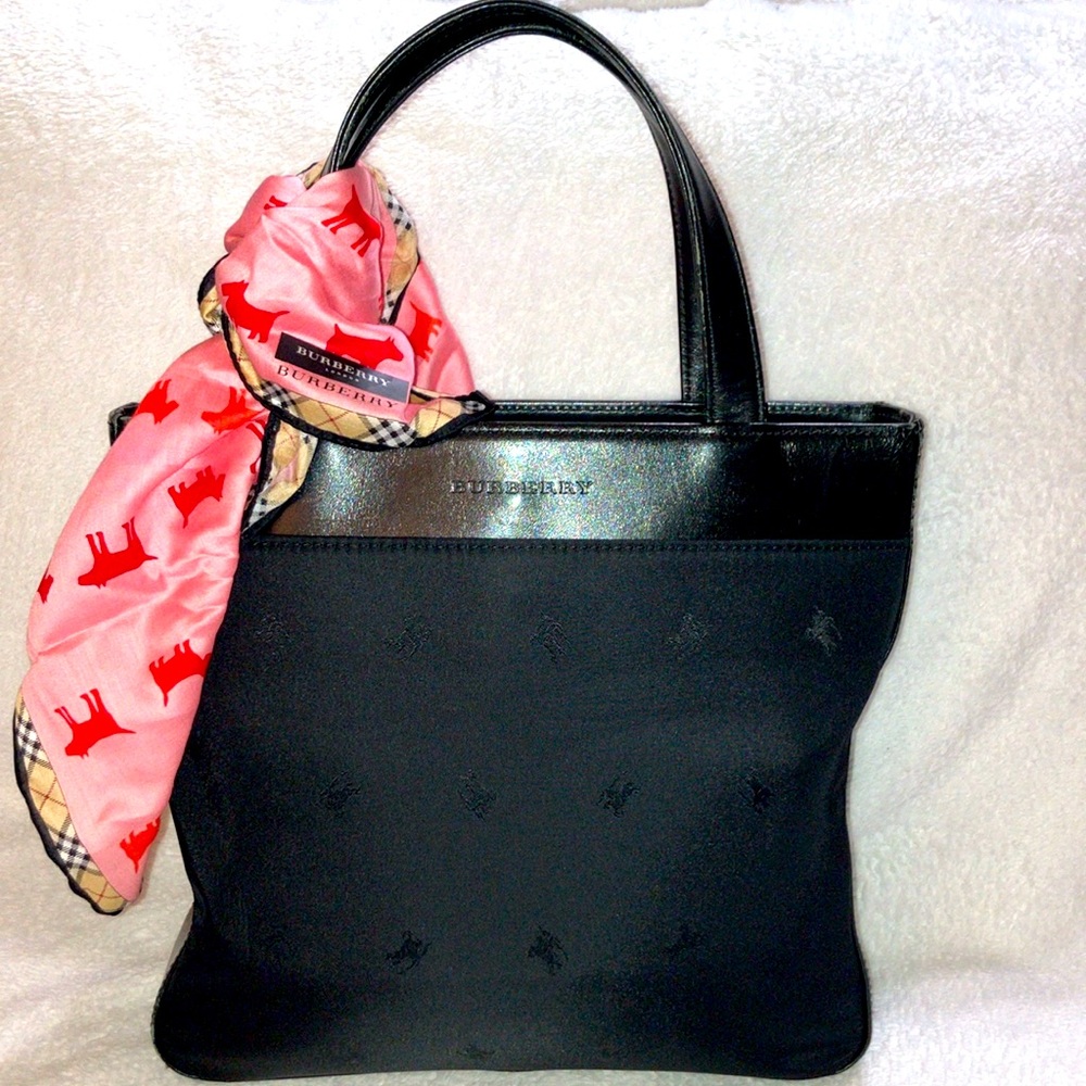 Burberry Black Tote Bag - Picture 13 of 14